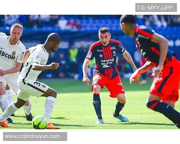 巴黎日尔曼球队迎战卡昂展现足球激情与实力对决 巴黎日尔曼球队迎战卡昂展现足球激情与实力对决