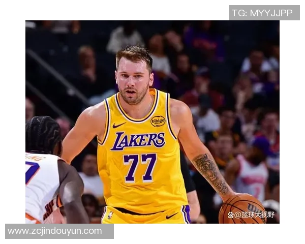 新赛季湖人勇士对决前瞻球星对抗与战术博弈的精彩较量 新赛季湖人勇士对决前瞻球星对抗与战术博弈的精彩较量